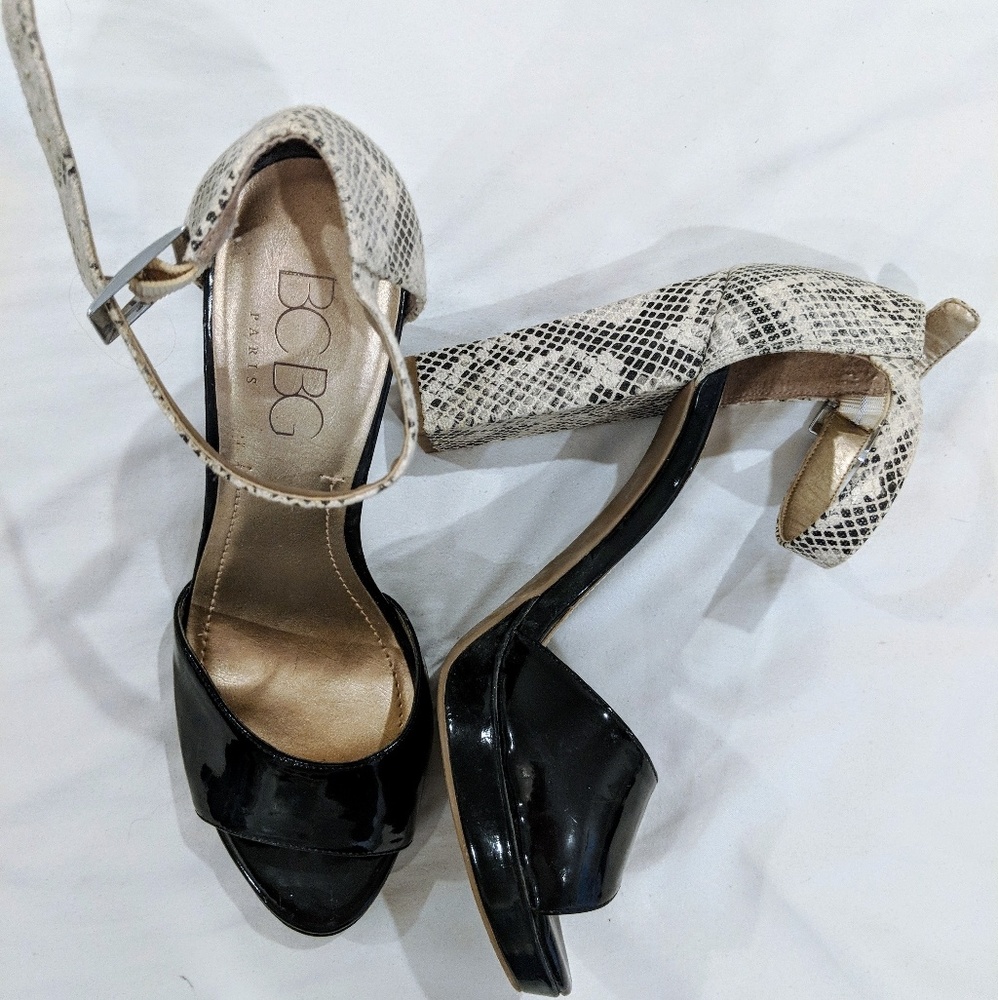 Bcbg chunky heel ankle strap shoes